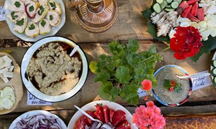 Sărbători culinare la Povergina – Gurmanzii din Banat sunt invitați la un adevărat ospăț