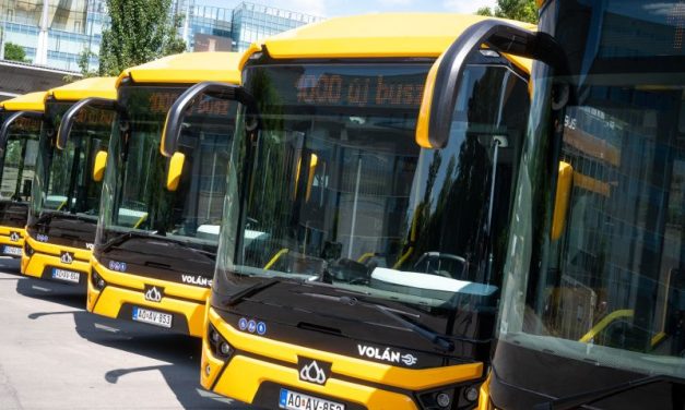 Flota transportatorului Volán din Ungaria creşte cu o mie de autobuze moderne