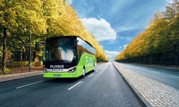 Liberalizarea transportului a crescut mobilitatea internă, peste 300.000 de pasageri au călătorit cu noi pe rute