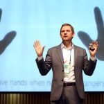 Charles Montgomery, unul dintre cei mai influenți 100 de urbaniști din lume, vine la Summitul Orașelor din România