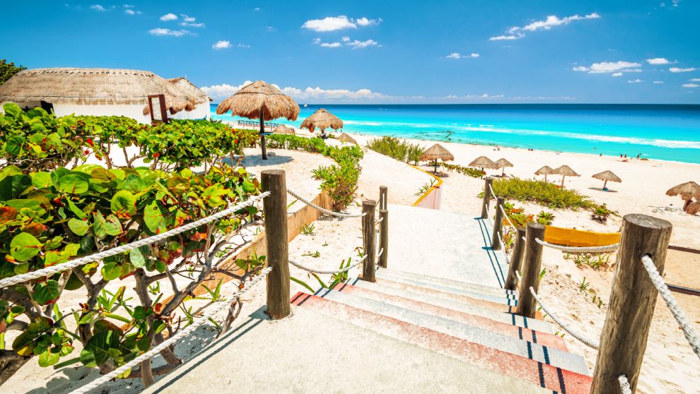 ÎN PREMIERĂ: România conectată cu America de Nord, America Centrală și Asia prin zboruri charter