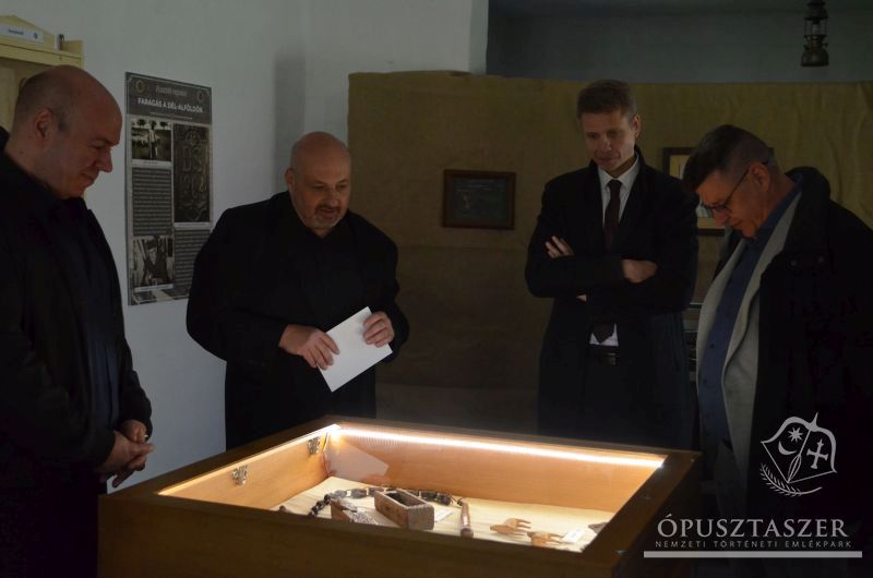 Új kiállítás nyílt az Ópusztaszeri Nemzeti Történeti Emlékparkban
