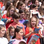 De Ziua Copilului, peste 17.000 de copii cântă la Ora Copiilor by Cantus Mundi în România și R. Moldova