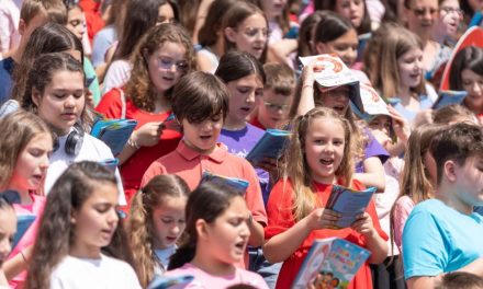 De Ziua Copilului, peste 17.000 de copii cântă la Ora Copiilor by Cantus Mundi în România și R. Moldova