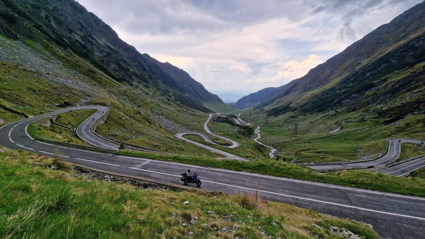 S-a deschis circulația rutieră pe Transfăgărășan! Hrănirea animalelor este interzisă