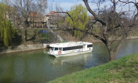 Vineri va fi ultima zi de circulație a vaporașelor pe Canalul Bega